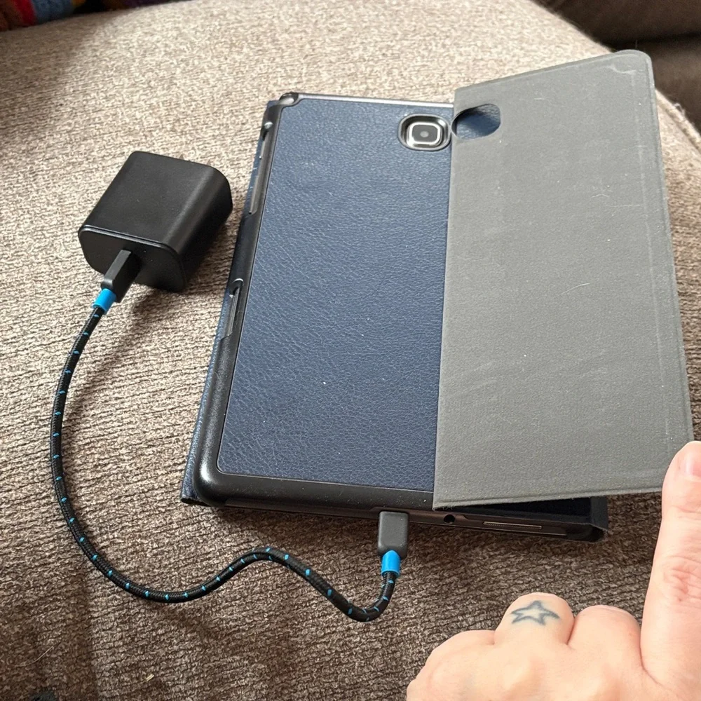 Samsung Galaxy Tablet Tab A8 / 8.0 16G Charger Blue FINTIE Case Working TESTED
